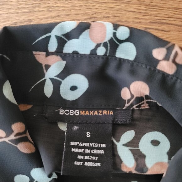 BCBG Maxazria Multicolor Floral-Print Long-Sleeve Sheer Blouse. Size S - Picture 2 of 6